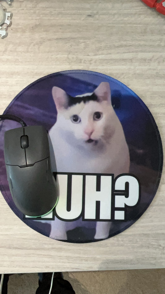 Huh cat meme funny cat memes mosue pad Round Mousepad Gousy